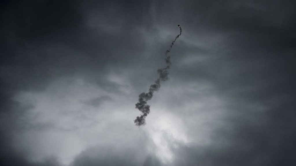 Ballon cloud seeding